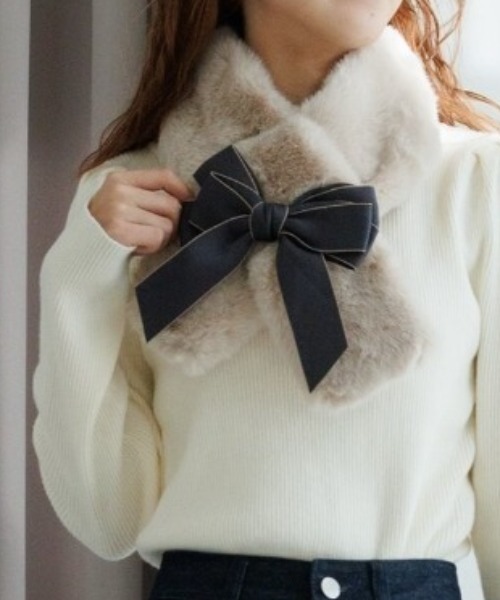 flower（フラワー）の「リボンファーマフラー（マフラー・レディース・ベージュ/ブラウン・FREE）」の17枚目の写真