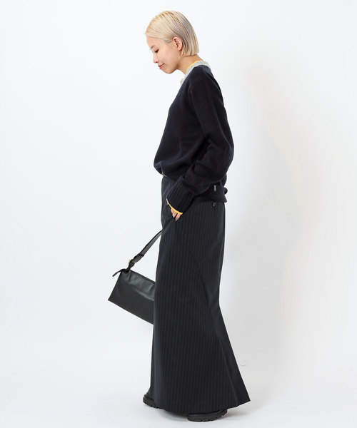 AP STUDIO（エーピーストゥディオ）の「【Bomboogie/ボンブーギ】バイカラープルオーバー（ニット/セーター・レディース・ネイビー・FREE）」の17枚目の写真