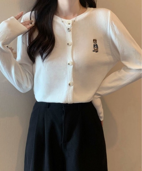 kirakiraShop(キラキラショップ)の「ベア 刺繍 シンプル ニット カーディガン(カーディガン/ボレロ・レディース・ネイビー/ホワイト/ブラウン/ピンク/クリーム/グレー/ブラック・FREE)」の12枚目の写真