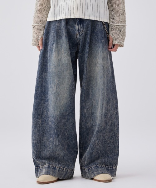 ワイドバギーヴィンテージライクデニムパンツ　soerte WIDE BUGGY VINTAGE LIKE DENIM PANTS ' MUD DYEING / WASHED
