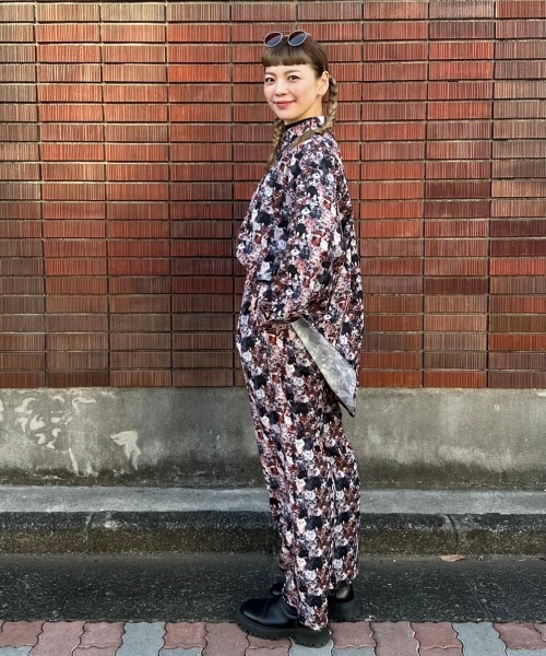 mmts（マミタス）の「【COLLABORATION】unoa / シャツ（シャツ/ブラウス・レディース・ブラック/ブラウン・SMALL/MEDIUM）」の7枚目の写真