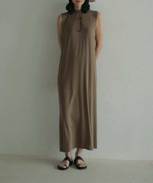 anuke　Sleeveless Cut Onepiece スリーブレスカットワンピース/62510315