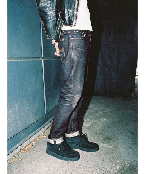 Nudie Jeans(ヌーディージーンズ)の「Solid Ollie Dry Japan Selvage ソリッドオーリー スリムフィット(デニムパンツ・メンズ・ノンウォッシュ・32inch/30inch/28inch/34inch/31inch/29inch/33inch/36inch)」の4枚目の写真