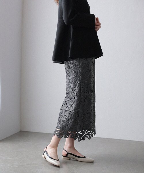 La TOTALITE(ラトータリテ)の「【洗える】バテンケミカルレースタイトスカート(スカート・レディース・ラベンダー/ホワイト/チャコールグレー・38/36)」の8枚目の写真