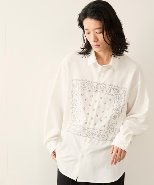 JUNRED(ジュンレッド)の「ワイドフィットリリーフ刺繍レギュラーカラーシャツ(シャツ/ブラウス・メンズ・ホワイト/ブラック・S/M/L)」の10枚目の写真
