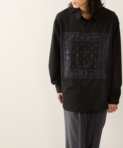 JUNRED(ジュンレッド)の「ワイドフィットリリーフ刺繍レギュラーカラーシャツ(シャツ/ブラウス・メンズ・ホワイト/ブラック・S/M/L)」の22枚目の写真