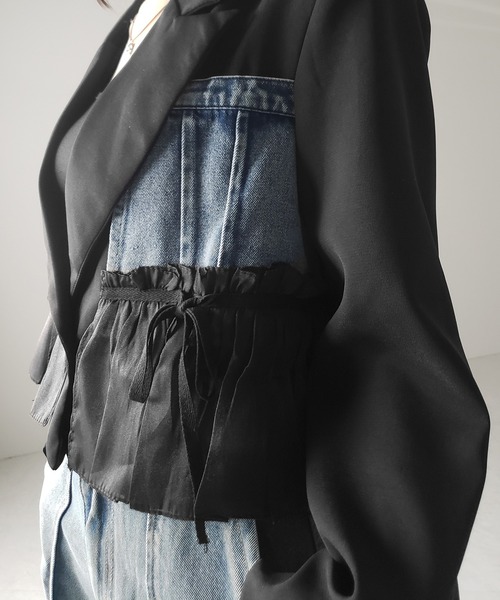 me+em select（ミームセレクト）の「デニムフリルドッキングショートテーラードジャケット ／denim frill docking short tailored jacket（テーラードジャケット・レディース・ブラック・FREE）」の18枚目の写真