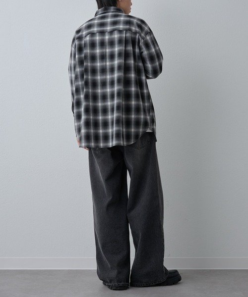 COLONY 2139（コロニートゥーワンスリーナイン）の「シルキーオンブレチェックシャツ7分袖（シャツ/ブラウス・メンズ・ブラック/ブラウン・LARGE/MEDIUM）」の13枚目の写真