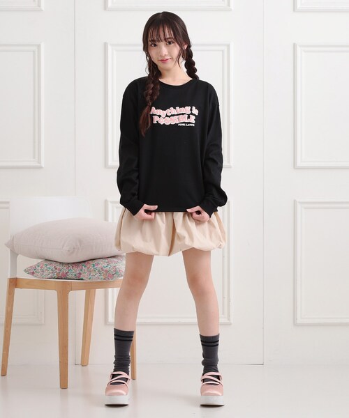 PINK-latte(ピンクラテ)の「ロゴ発砲プリントロンT(Tシャツ/カットソー・キッズ・ライトブルー/ブラック/オフホワイト/イエロー・15 /13/14/16)」の16枚目の写真