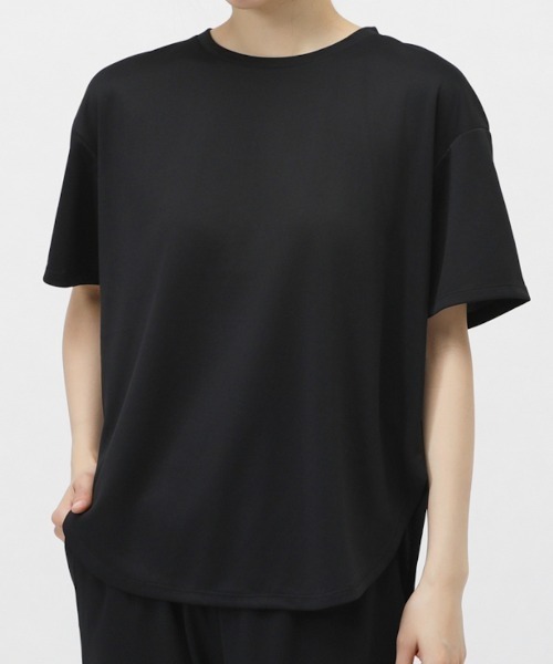 TIGORA（ティゴラ）の「ティゴラ TIGORA iCOOL 遮熱UV チュニックTシャツ（Tシャツ/カットソー・レディース・ペールイエロー/ライラック/ブラック/ダークグレー/ライトグレー/サックスブルー・S/M/L/XL）」の2枚目の写真