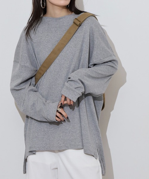 atONE（アットワン）の「やわらかヘビーコットンクルーネックロングＴシャツ（Tシャツ/カットソー・レディース・グレイッシュベージュ/ブラック/オフホワイト/杢グレー/チャコールグレー・M-L/LL～3L/4L～5L）」の4枚目の写真