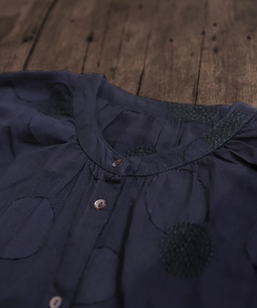 antiqua(アンティカ)の「ドット 刺繍 インド綿 シャツ(シャツ/ブラウス・レディース・ブラック/ホワイト・ONESIZE)」の14枚目の写真