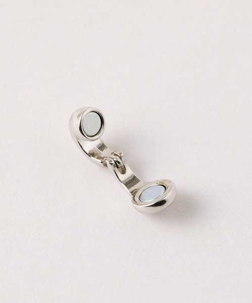CALIN STANDARD(カリンスタンダード)の「◆金属アレルギー対応◆◆made in japan◆【痛くない】【落ちにくい】【片手で簡単】プレーン マグネットイヤリング(イヤリング・レディース・ゴールド/シルバー・FREE)」の4枚目の写真