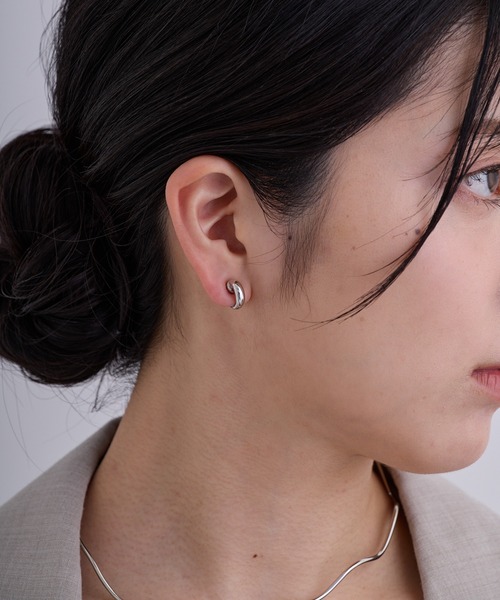 CALIN STANDARD(カリンスタンダード)の「◆金属アレルギー対応◆◆made in japan◆【痛くない】【落ちにくい】【片手で簡単】プレーン マグネットイヤリング(イヤリング・レディース・ゴールド/シルバー・FREE)」の9枚目の写真