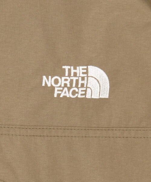 FREAK'S STORE(フリークスストア)の「限定展開 THE NORTH FACE/ザ・ノース・フェイス Short Compact Jacket/ショートコンパクトジャケット(ナイロンジャケット・レディース・ベージュ/オフホワイト/ブラック・LARGE/X-LARGE)」の9枚目の写真