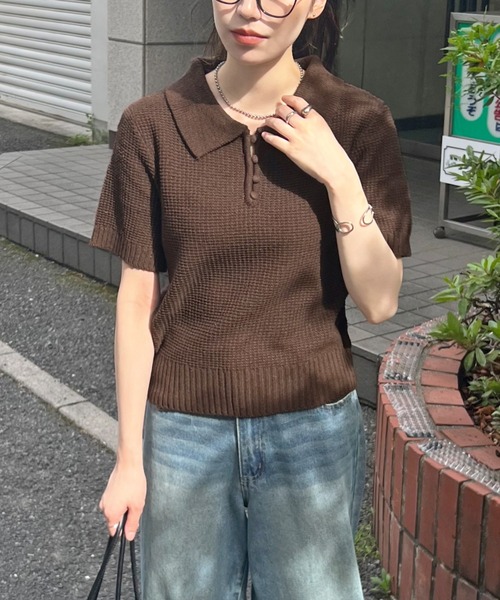 ABYS（アビス）の「【新色追加】半袖ニットポロシャツ（ニット/セーター・レディース・アイボリー/イエロー/ピンク/ネイビー/ブラウン・LARGE/MEDIUM）」の3枚目の写真