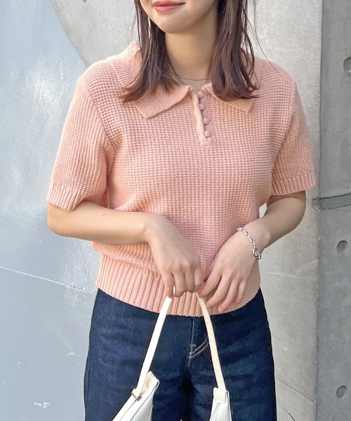 ABYS（アビス）の「【新色追加】半袖ニットポロシャツ（ニット/セーター・レディース・アイボリー/イエロー/ピンク/ネイビー/ブラウン・LARGE/MEDIUM）」の5枚目の写真