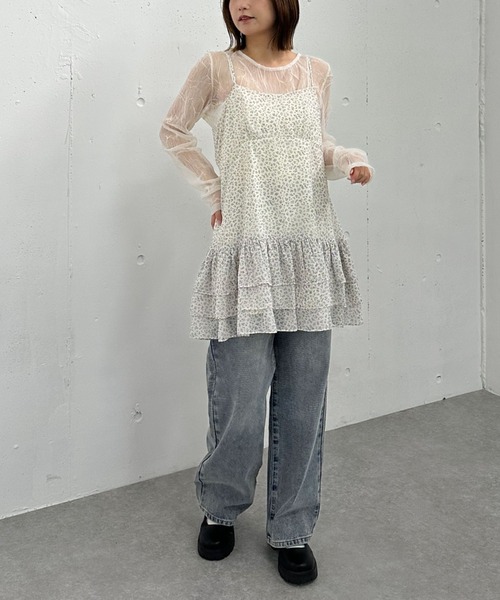 archives（アルシーヴ）の「フリルティアードミニキャミワンピース（ワンピース・レディース・アイボリー/ブラック/オフホワイト・MEDIUM）」の15枚目の写真