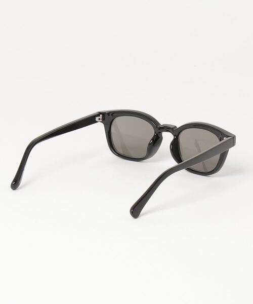 X-girl（エックスガール）の「MILLS LOGO WELLINGTON SUNGLASSES（サングラス・レディース・ブラック/ブラウン・ONE SIZE）」の9枚目の写真