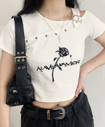 lilful（リルフル）の「ワンショルダーベルトデザインクロップド丈トップス ハトメデザイン バラモチーフ（Tシャツ/カットソー・レディース）」