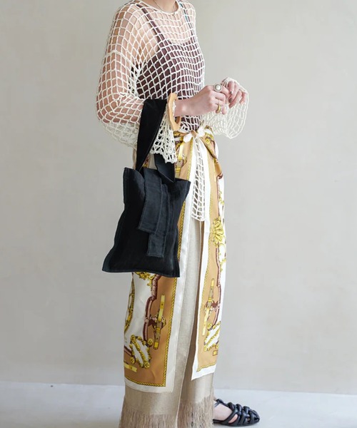 ITTI(イッチ)の「MARY INSIDE OUT TOTE - S / CERATO BRIGHT(トートバッグ・メンズ・ブラック/ブラウン・FREE)」の3枚目の写真