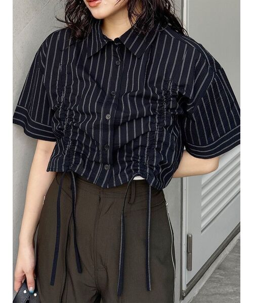 MURUA（ムルーア）の「バイカラーシャーリングシャツ（シャツ/ブラウス・レディース・ホワイト/ブラック/ブルー/ベージュ・FREE）」の3枚目の写真