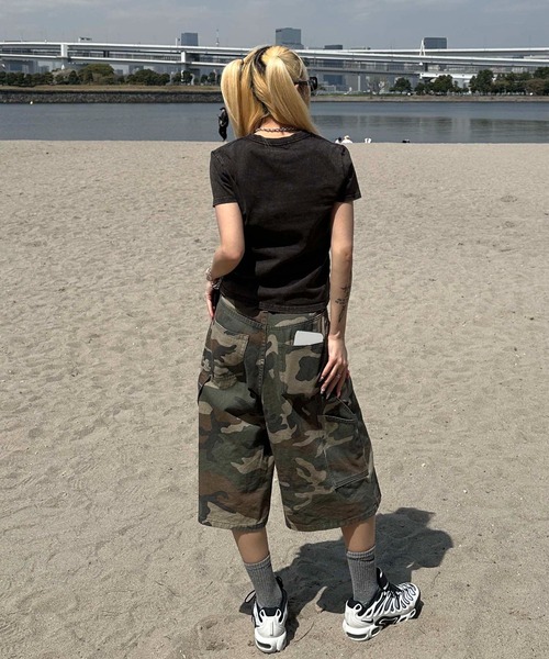 sedacle girl（セダクルガール）の「スカルプリント加工T（Tシャツ/カットソー・レディース・ボルドー/ブラック・SMALL/MEDIUM）」の11枚目の写真
