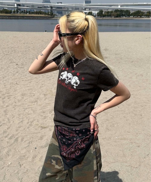 sedacle girl（セダクルガール）の「スカルプリント加工T（Tシャツ/カットソー・レディース・ボルドー/ブラック・SMALL/MEDIUM）」の6枚目の写真