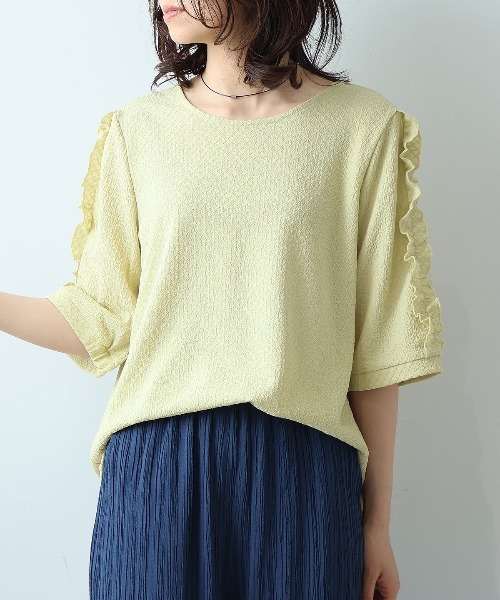 leswel（レスウェル）の「【L～5L 大きいサイズ】ジャガードニットフリルスリーブプルオーバー 6分袖 春夏（Tシャツ/カットソー・レディース・ブラック/ブラウン/グリーン・5L/3L/LL/4L/L）」の3枚目の写真