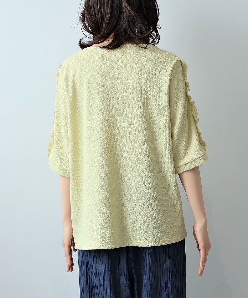 leswel（レスウェル）の「【L～5L 大きいサイズ】ジャガードニットフリルスリーブプルオーバー 6分袖 春夏（Tシャツ/カットソー・レディース・ブラック/ブラウン/グリーン・5L/3L/LL/4L/L）」の7枚目の写真