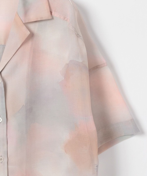BAYFLOW（ベイフロー）の「ニュアンスパターン半袖シャツ（シャツ/ブラウス・レディース・グレー/イエロー/ピンク・FREE）」の12枚目の写真