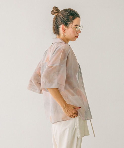 BAYFLOW（ベイフロー）の「ニュアンスパターン半袖シャツ（シャツ/ブラウス・レディース・グレー/イエロー/ピンク・FREE）」の21枚目の写真