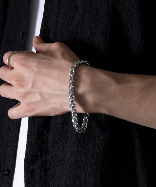 MAISON CLUB（メゾンクラブ）の「【MAISON CLUB】選べるバリエーション メタルブレスレット KNF-TP（ブレスレット・メンズ・シルバー系その他5/シルバー系その他4/シルバー系その他3/シルバー系1/シルバー系その他/シルバー系その他7/シルバー系その他6・FREE）」の6枚目の写真