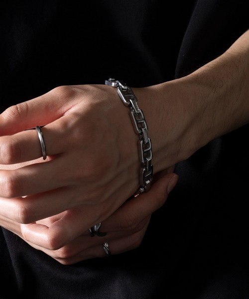 MAISON CLUB（メゾンクラブ）の「【MAISON CLUB】選べるバリエーション メタルブレスレット KNF-TP（ブレスレット・メンズ・シルバー系その他5/シルバー系その他4/シルバー系その他3/シルバー系1/シルバー系その他/シルバー系その他7/シルバー系その他6・FREE）」の17枚目の写真