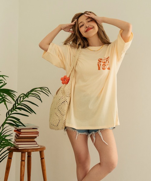 anap mimpi（アナップミンピ）の「ヴィンテージ風フラワープリントビッグTシャツ（Tシャツ/カットソー・レディース・キナリ/ダークグレー・FREE）」の10枚目の写真