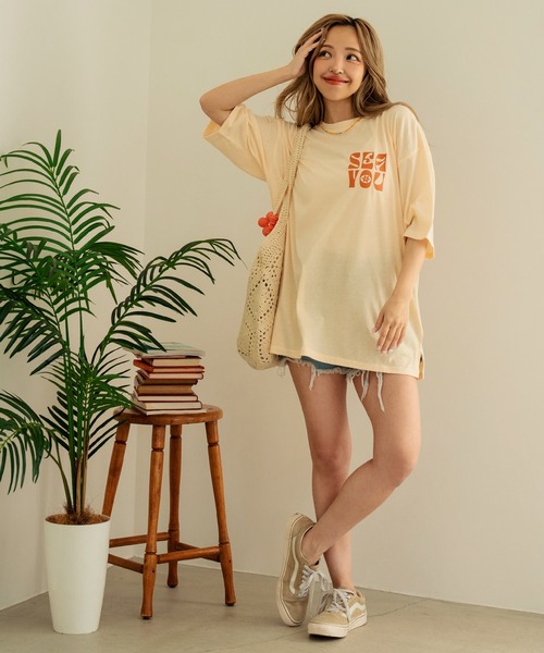 anap mimpi（アナップミンピ）の「ヴィンテージ風フラワープリントビッグTシャツ（Tシャツ/カットソー・レディース・キナリ/ダークグレー・FREE）」の15枚目の写真