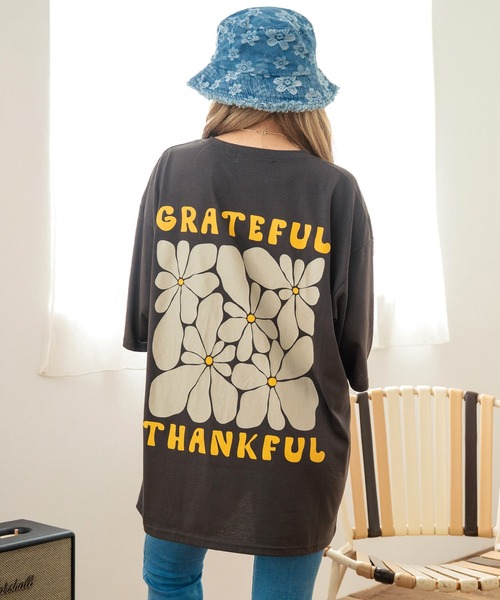 anap mimpi（アナップミンピ）の「ヴィンテージ風フラワープリントビッグTシャツ（Tシャツ/カットソー・レディース・キナリ/ダークグレー・FREE）」の17枚目の写真