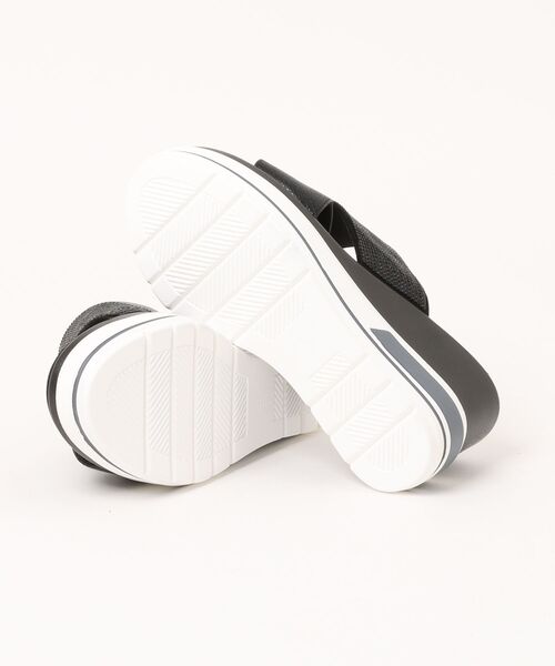 kitson（キットソン）の「kitson キラキラ クロスベルト 厚底サンダル/hsky（サンダル・レディース・ブラック/ベージュ/シルバー・MEDIUM/LARGE/X-LARGE/SMALL）」の5枚目の写真