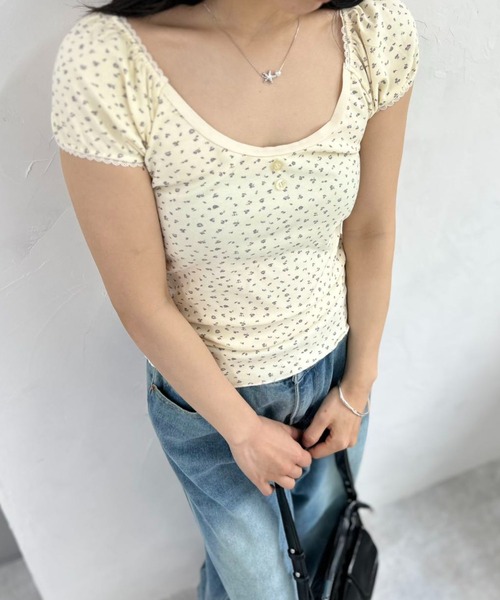mebole(メボレ)の「pure floral T-shirt(Tシャツ/カットソー・レディース・アイボリー・FREE)」の5枚目の写真