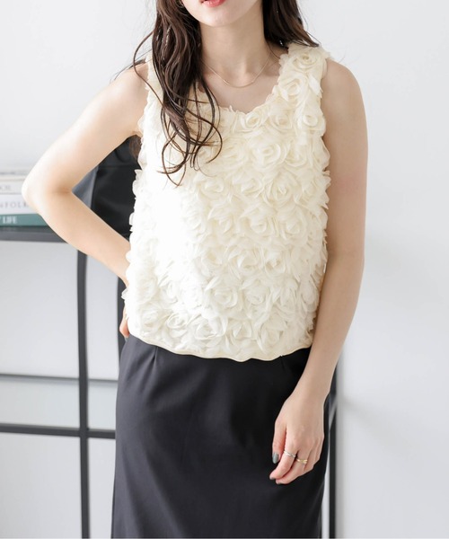 AMELY(エミリー)の「フラワージャガードノースリーブトップス(Tシャツ/カットソー・レディース・ホワイト/アイボリー/ピンク・フリー)」の10枚目の写真