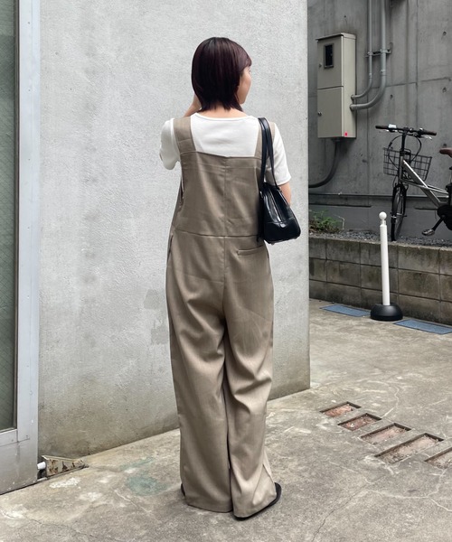 COLONY 2139（コロニートゥーワンスリーナイン）の「リネンライクサロペット（サロペット/オーバーオール・レディース・ベージュ/ブラック/チャコールグレー・SMALL/MEDIUM）」の10枚目の写真