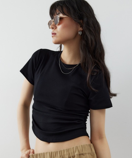 HANNE(アン)の「サイドギャザーコンパクトTEE(Tシャツ/カットソー・レディース・ホワイト/レッド/ブラック・FREE)」の2枚目の写真