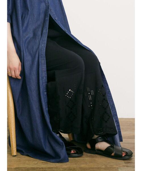 Samansa Mos2（サマンサ モスモス）の「【M/Lサイズ】カット切替ぺチパンツ（その他パンツ・レディース・ベージュ/オフホワイト/ブラック・M/L）」の2枚目の写真