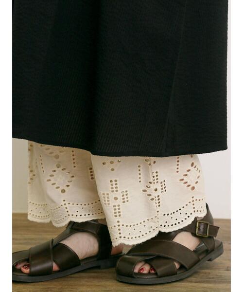 Samansa Mos2（サマンサ モスモス）の「【M/Lサイズ】カット切替ぺチパンツ（その他パンツ・レディース・ベージュ/オフホワイト/ブラック・M/L）」の16枚目の写真