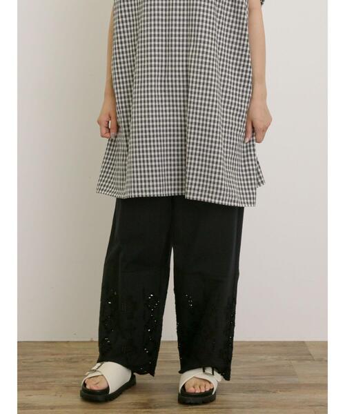 Samansa Mos2（サマンサ モスモス）の「【M/Lサイズ】カット切替ぺチパンツ（その他パンツ・レディース・ベージュ/オフホワイト/ブラック・M/L）」の9枚目の写真