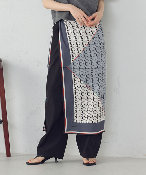 COMME CA ISM（コムサイズム）の「モノグラムスカーフ（ストール/ショール・レディース・ブラック/ブラウン・FREE）」の7枚目の写真