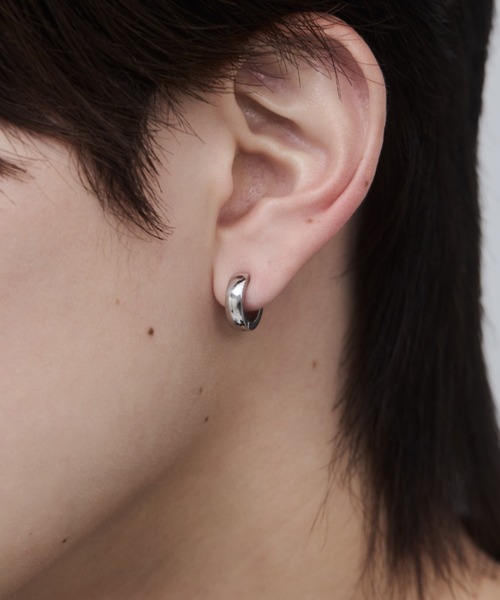 WYZ surgical stainless(ダブリューワイジィーサージカルステンレス)の「【 金属アレルギー対応 】サージカルステンレス フープイヤリング(両耳用)(イヤリング・メンズ・シルバー/ゴールド・FREE)」の9枚目の写真