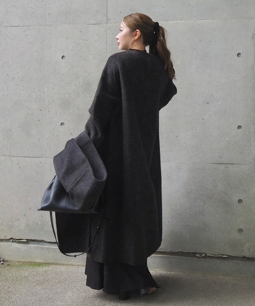 LAULEN(ローレン)の「cashmere muffler collarless coat /カシミヤマフラー付きカラーレスロングコート(ノーカラーコート・レディース・アイボリー/グレイッシュベージュ/チャコールグレー/ブラウン・FREE)」の22枚目の写真