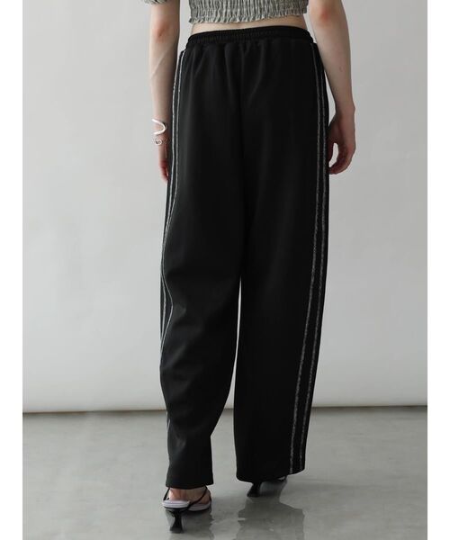 :ETHROF(イーサオブ)の「LINE JERSEY TRACK PANTS(その他パンツ・レディース・レッド/ブラック/ブルー・FREE)」の13枚目の写真
