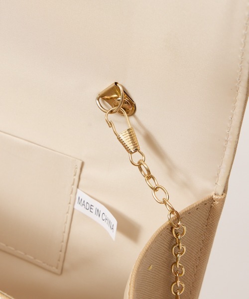 AIMER（エメ）の「【WEB限定】メタルバー付きフラップクラッチパーティーバッグ（クラッチバッグ・レディース・シルバー/ゴールド・FREE）」の8枚目の写真